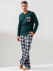 Изображение товара «Мужская пижама (футболка+брюки) из кулирки «Горец 1097-к (зеленый)» арт 86540» из магазина «Ивановский-Текстиль.РФ»