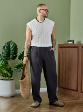 Изображение товара «Мужские брюки из фактурного полотна «Нептун-2 [графитовый]» арт 90015» из магазина «Ивановский-Текстиль.РФ»