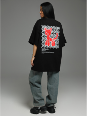 Изображение товара «Женская футболка из кулирки «Бабл [черный кошка]» арт 83136» из магазина «Ивановский-Текстиль.РФ»