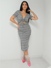 Изображение товара «Женское платье из жатки «Сиара [бело-черный (леопард)]» арт 85196» из магазина «Ивановский-Текстиль.РФ»