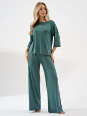 Изображение товара «Женская пижама (лонгслив+брюки) из вискозы с лайкрой «Флирт 2407-ви (зеленый)» арт 86573» из магазина «Ивановский-Текстиль.РФ»