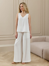 Изображение товара «Женские брюки из фактурного полотна «Ясмина-3 [белый]» арт 89666» из магазина «Ивановский-Текстиль.РФ»