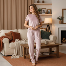 Изображение товара «Женский костюм (футболка+брюки) из стрейч-велюра «Вб-6 [капучино]» арт 87807» из магазина «Ивановский-Текстиль.РФ»