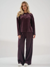 Изображение товара «Женский костюм (лонгслив+брюки) из велюра «Бархат 2406-в (бордовый)» арт 86441» из магазина «Ивановский-Текстиль.РФ»