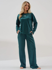 Изображение товара «Женский костюм (лонгслив+брюки) из велюра «Бархат 2406-в (изумрудный)» арт 86443» из магазина «Ивановский-Текстиль.РФ»