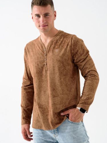 Изображение товара «Мужской лонгслив из кулирки «Путешествие 2284-К (коричневый)» арт 86439» из магазина «Ивановский-Текстиль.РФ»