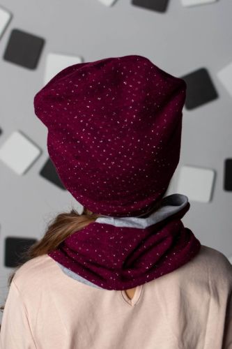 Изображение товара «Комплект головных уборов для ребенка (шапка+снуд) из рибаны «Капельки бордо» арт 73902» из магазина «Ивановский-Текстиль.РФ»