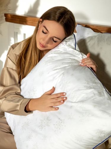 Изображение товара «Подушка лебяжий пух «Angelo letto Стандарт» арт 6531» из магазина «Ивановский-Текстиль.РФ»