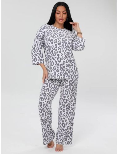 Изображение товара «Женский костюм (лонгслив+брюки) из махры «К- 82 (М) (серый)» арт 86975» из магазина «Ивановский-Текстиль.РФ»