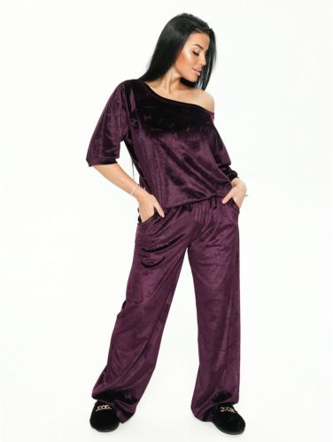 Изображение товара «Женский костюм (свитшот+брюки) из бархата со спандексом «Скарлет [баклажан]» арт 88273» из магазина «Ивановский-Текстиль.РФ»