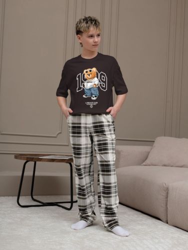 Изображение товара «Костюм для мальчика (футболка+брюки) из кулирки «Мишель-3 [коричневый]» арт 89214» из магазина «Ивановский-Текстиль.РФ»