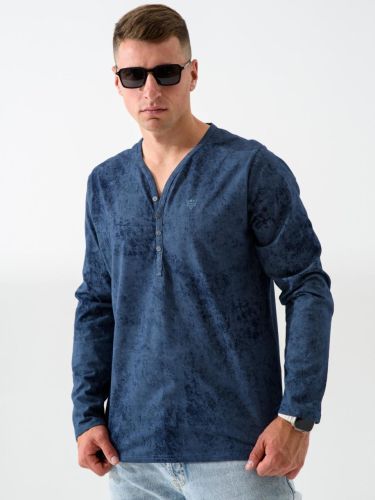 Изображение товара «Мужской лонгслив из кулирки «Путешествие 2284-К (синий)» арт 81852» из магазина «Ивановский-Текстиль.РФ»