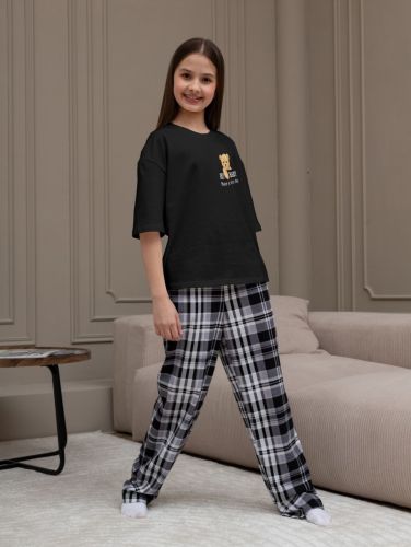 Изображение товара «Костюм для девочки (футболка+брюки) из кулирки «Мишель-1 [черный]» арт 89212» из магазина «Ивановский-Текстиль.РФ»