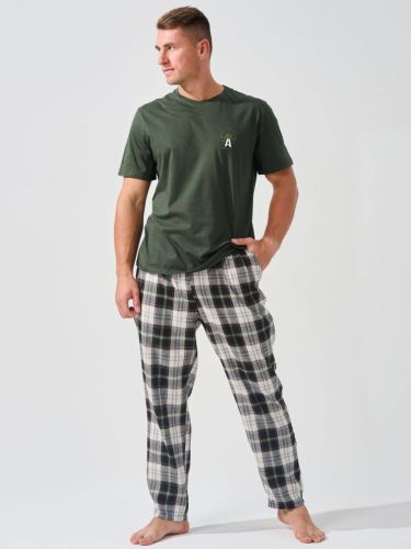 Изображение товара «Мужская пижама (футболка+брюки) из кулирки с полиэстером «Авангард 2390-к/ф (зеленый)» арт 86578» из магазина «Ивановский-Текстиль.РФ»