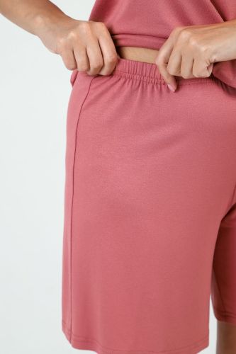 Изображение товара «Женская пижама (футболка+шорты) из вискозы «Камелия-2 [лососевый]» арт 78104» из магазина «Ивановский-Текстиль.РФ»