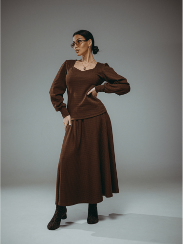Изображение товара «Женский костюм (лонгслив+юбка) из рибаны с лайкрой «Беатрис [коричневый]» арт 85832» из магазина «Ивановский-Текстиль.РФ»
